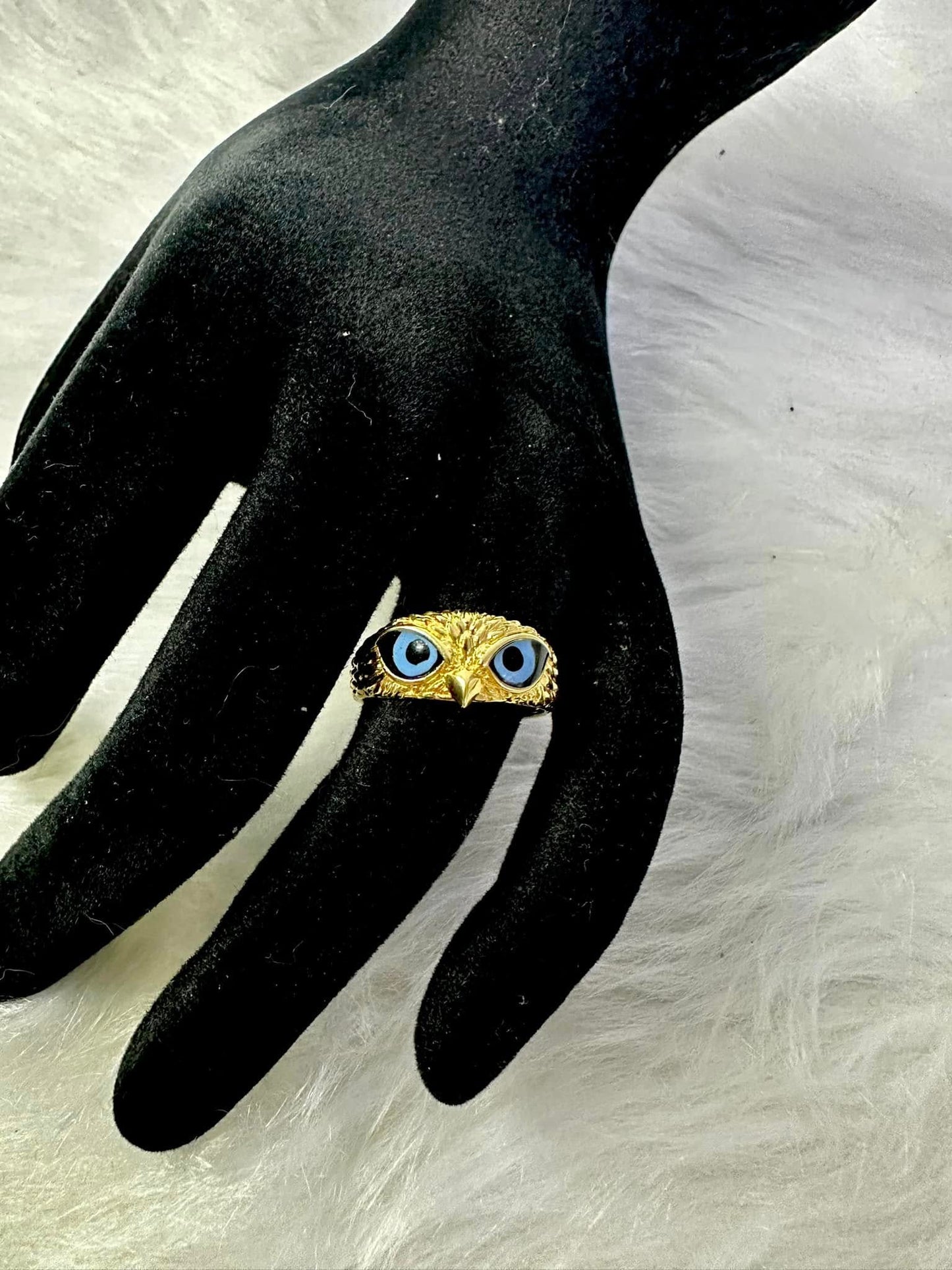 WG02843 R, 18k Saudi Gold Ring β 3.07 grams