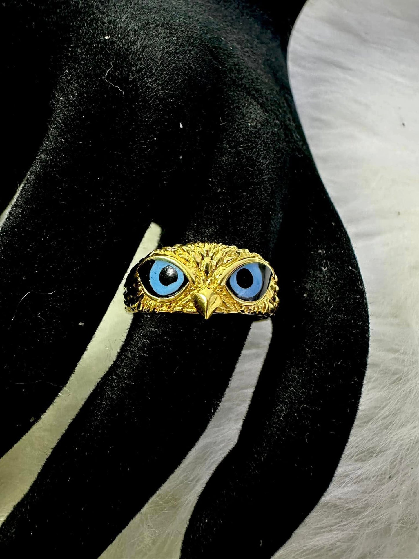 WG02843 R, 18k Saudi Gold Ring β 3.07 grams
