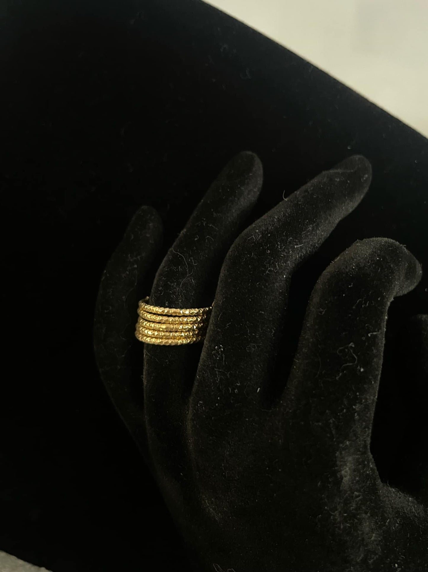 WG03524 R, 18k Saudi Gold Ring – 1.39 grams