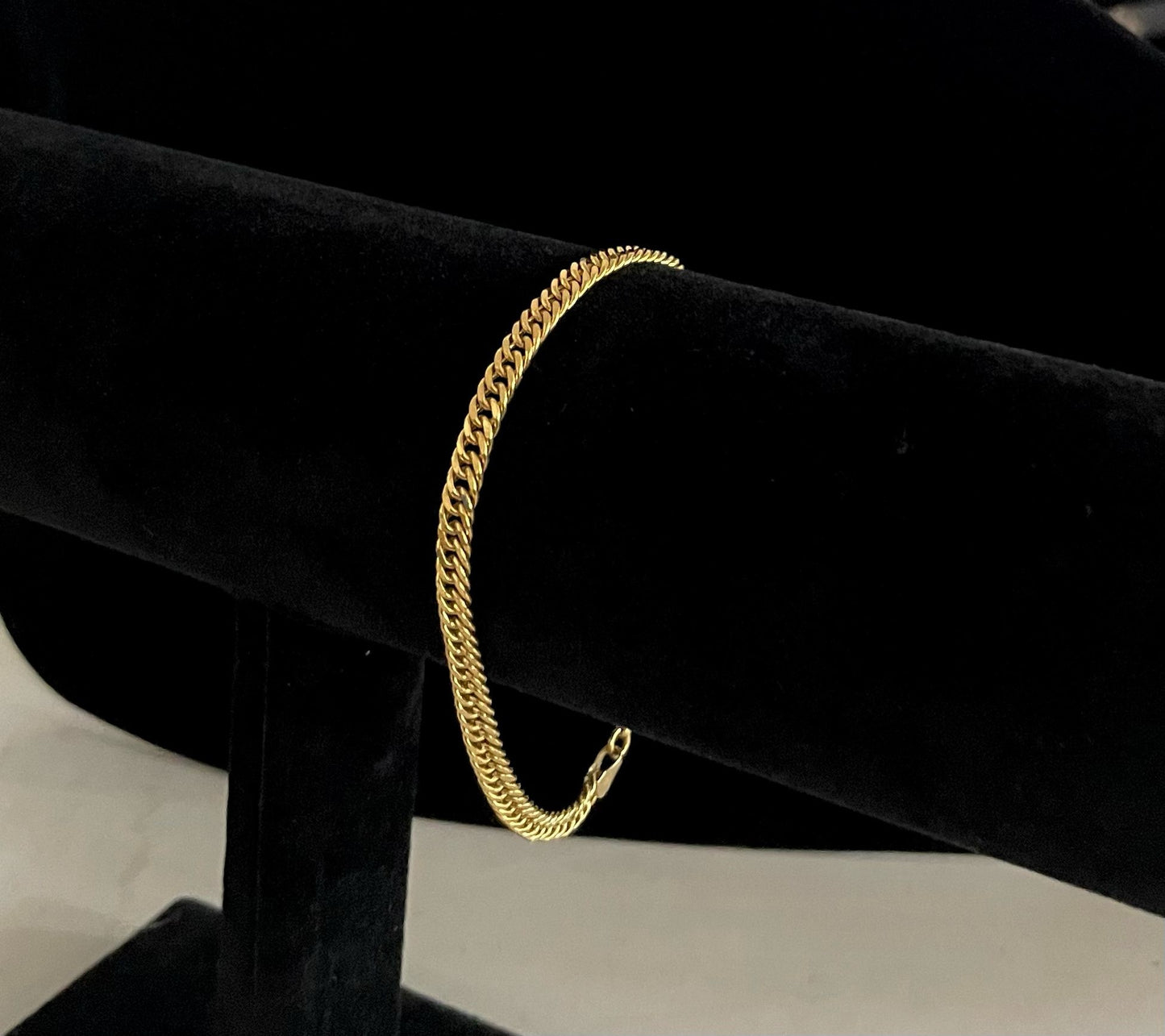 WG003670 18k Saudi Gold Bracelet - size 8", 4.52g