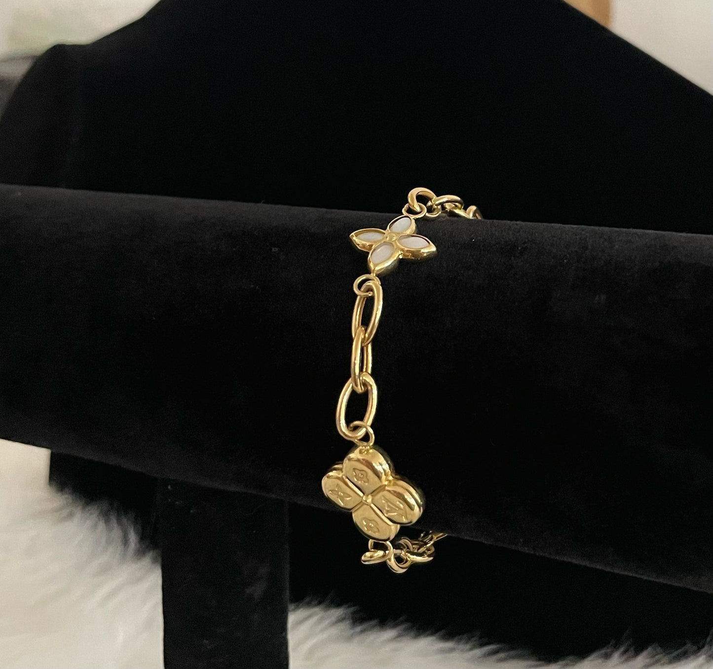 WG003534 18k Saudi Gold Bracelet - 7.5" 7.42g