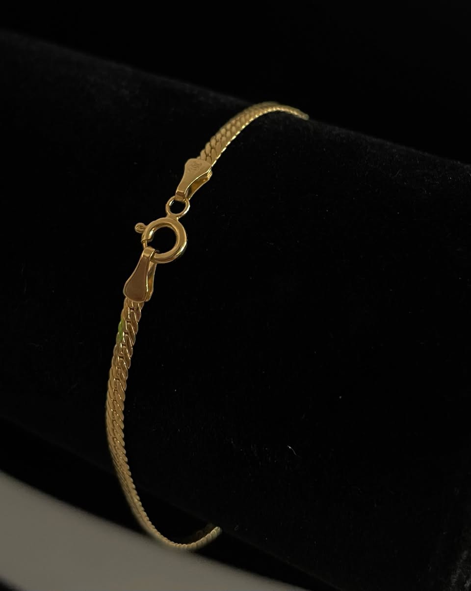 CM00004 18k Saudi Gold Bracelet - 1.58g