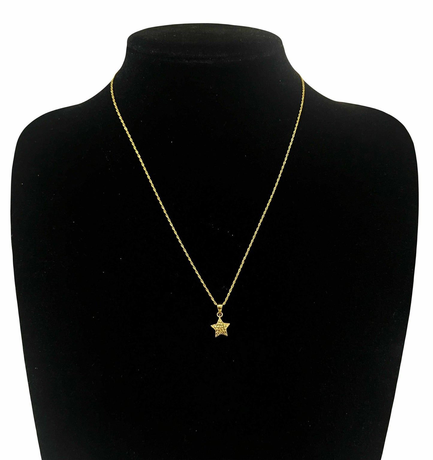 CM00030 N 18k Saudi Gold Necklace 17.5" .91g