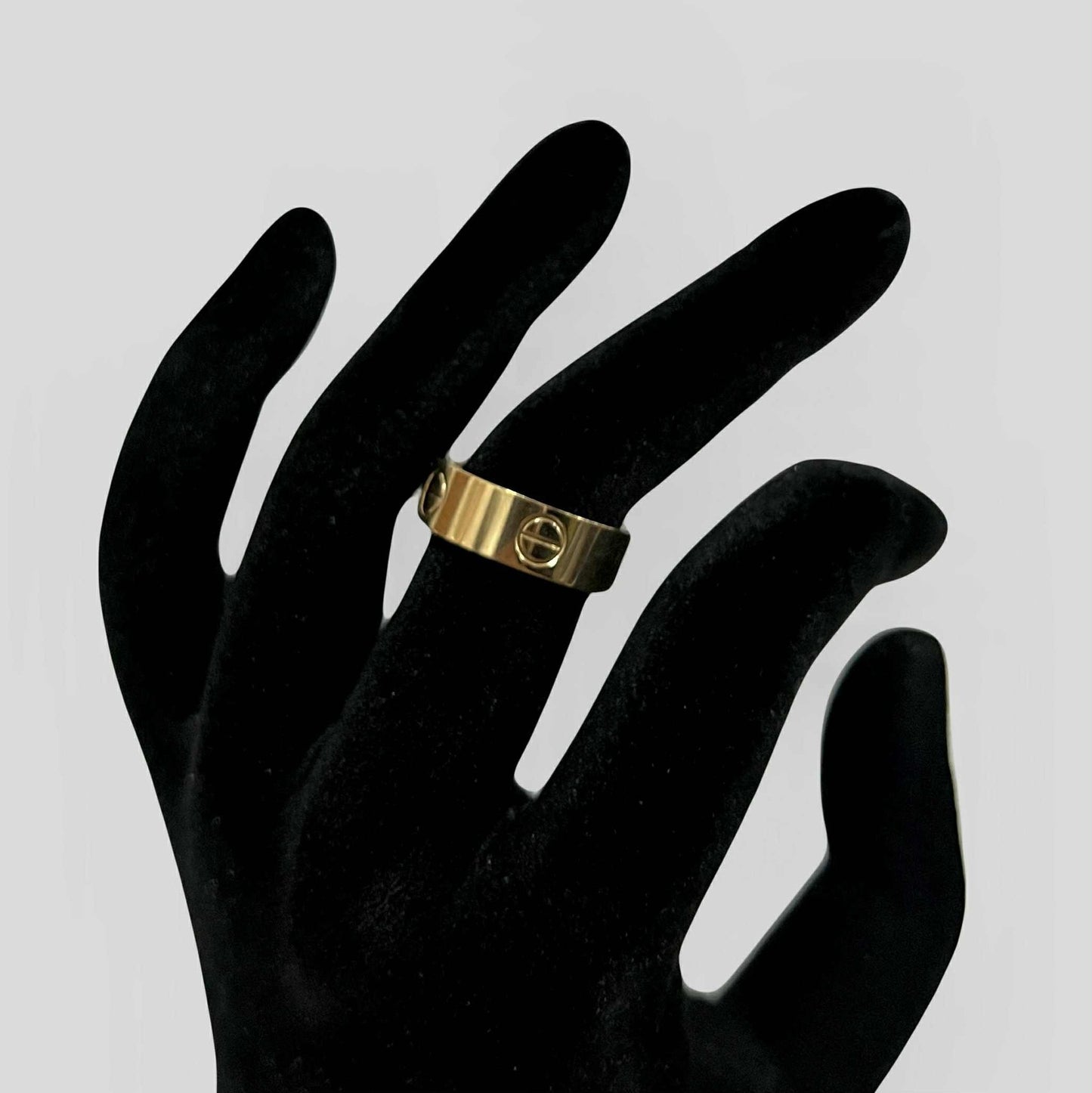 CM00044 R 18k Saudi Gold Ring s 6 3.05g