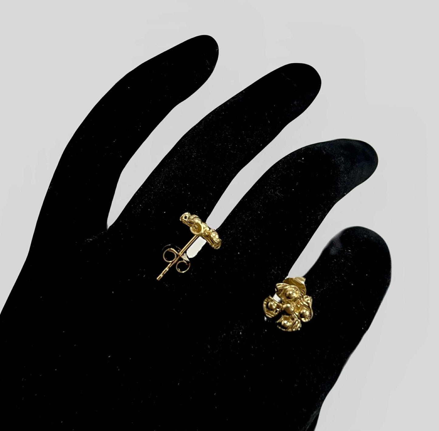 CM00055 E 18k Saudi Gold Earrings 1.56g
