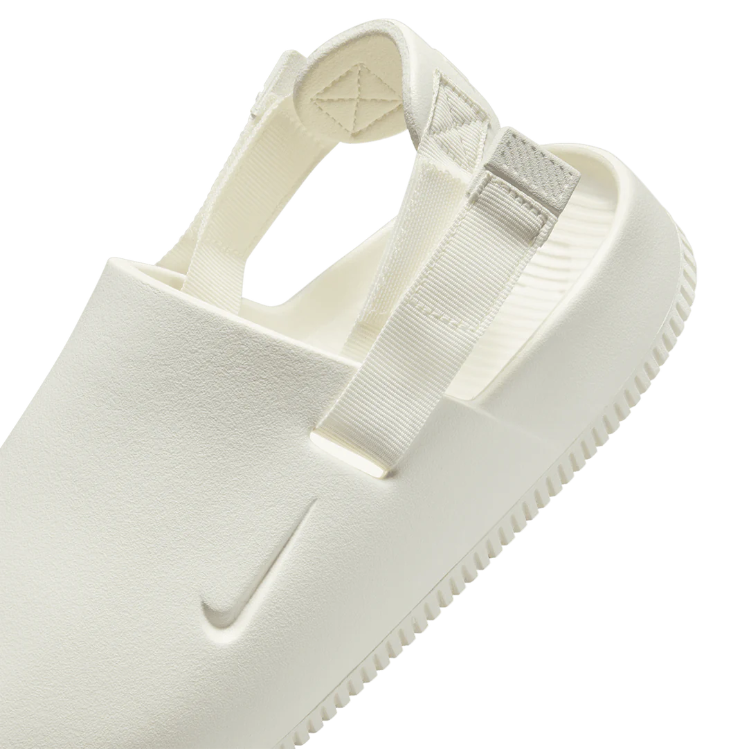Nike Calm Mule (Slides) Size 7 Slip On