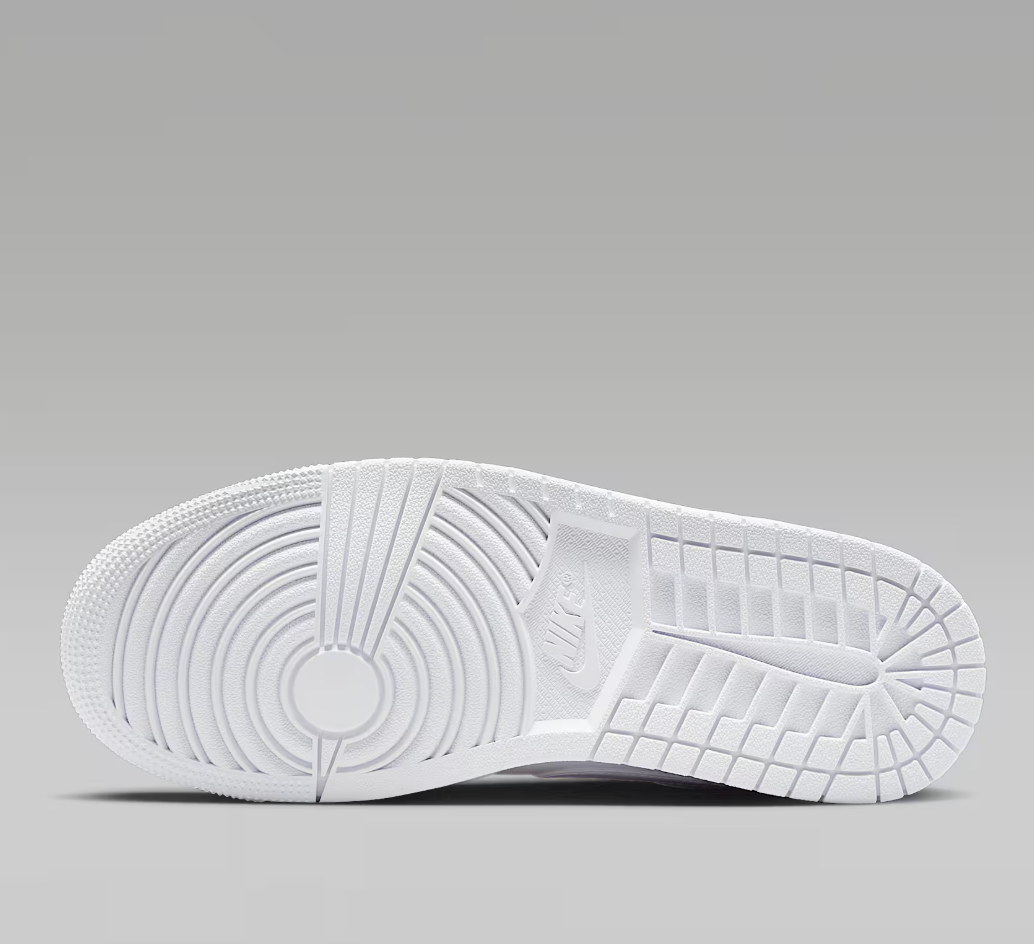 Air Jordan 1 Low triple white Size 6 Shoes