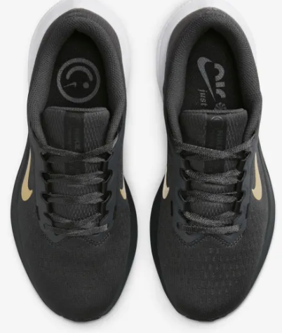 Air Winflo 10 Size 7 Shoes