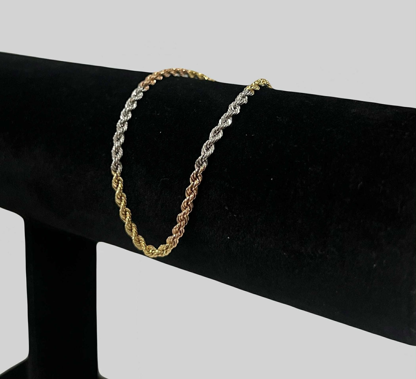 WG003709 B 18k Saudi Gold Bracelet 7" 2.19g
