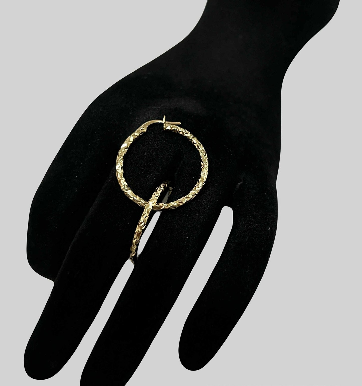 WG003724 E 18k Saudi Gold Earrings 1.37g