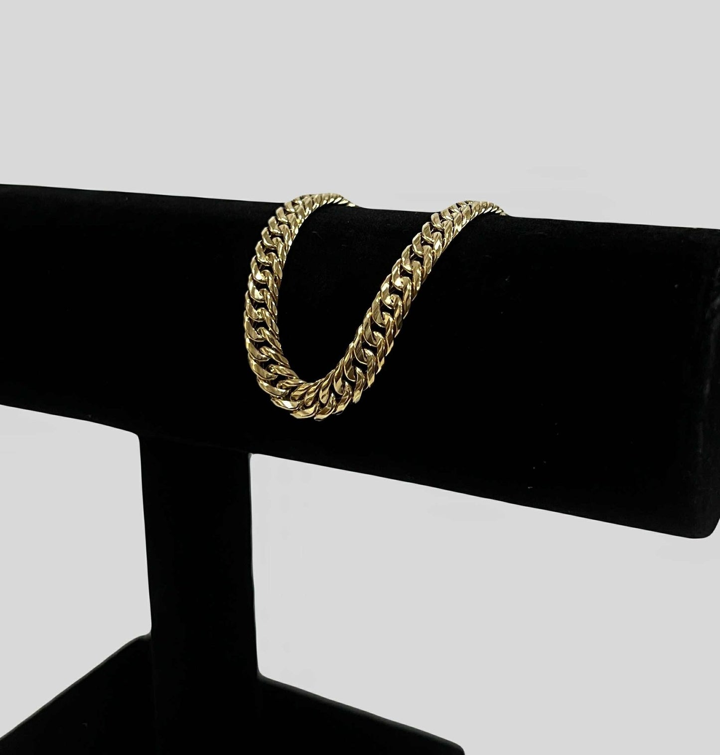 WG003737 B 18k Saudi Gold Bracelet 7.5" 4.56g