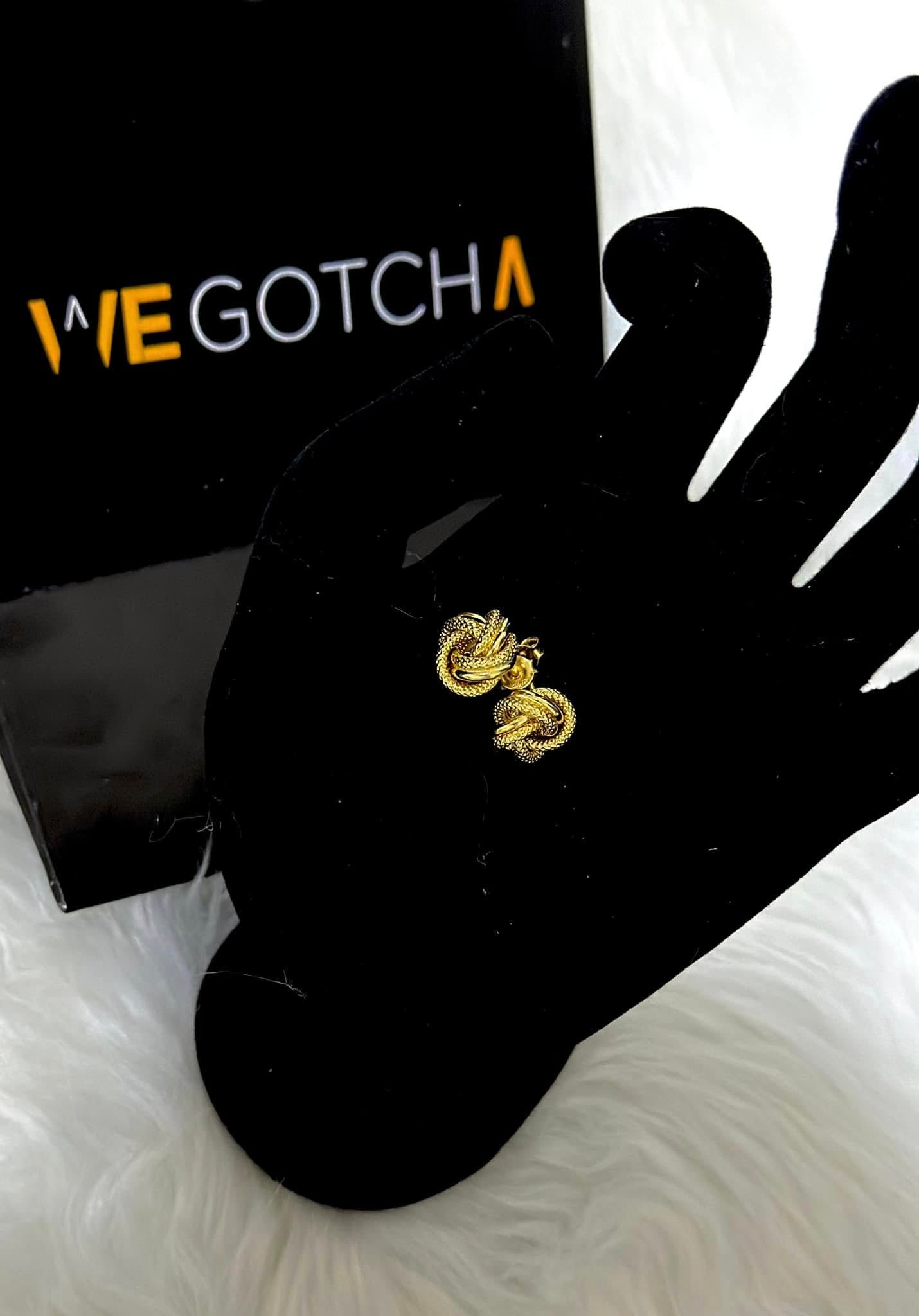 WG02218 E, 18k Saudi Gold Earrings β 2.1 grams