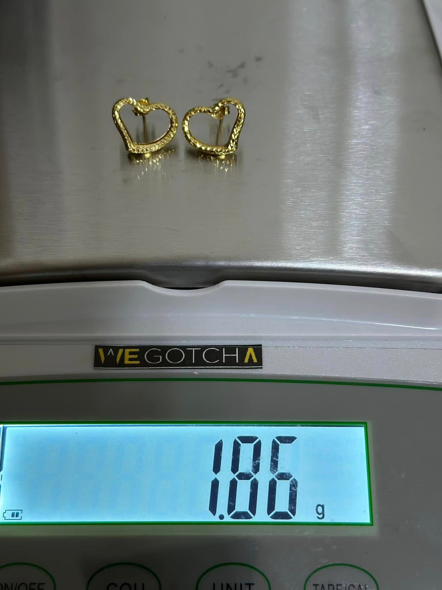 WG02220 E, 18k Saudi Gold Earrings β 1.86 grams