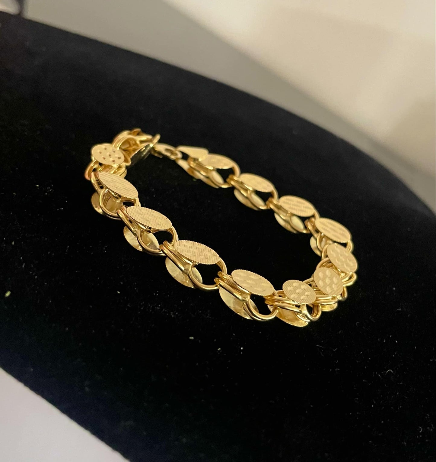 WG03374 18k Saudi Gold Bracelet – 13.31 grams