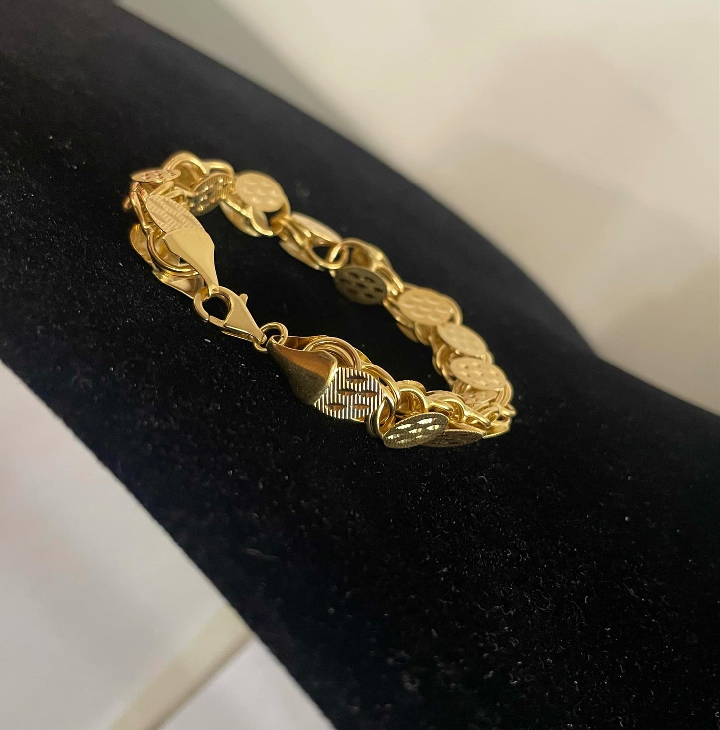 WG03374 18k Saudi Gold Bracelet – 13.31 grams