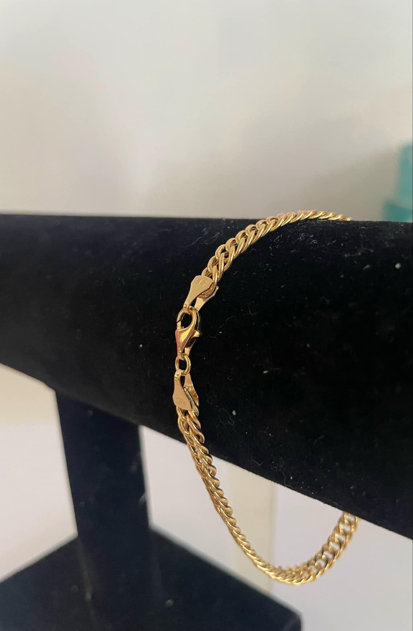 WG03376 18k Saudi Gold Bracelet – 5.83 grams
