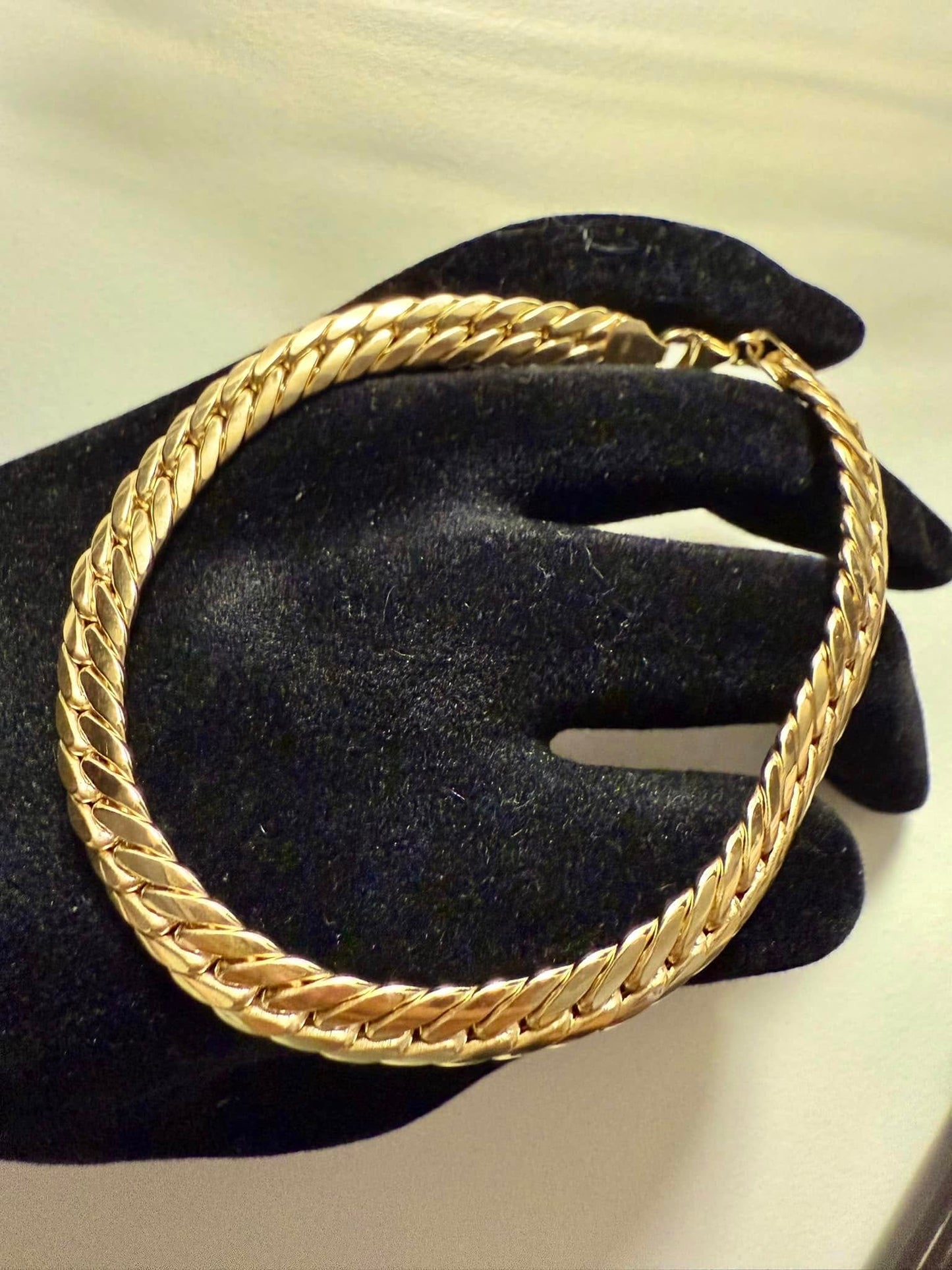 WG03379 B, 18k Saudi Gold Bracelet – 5.01 grams