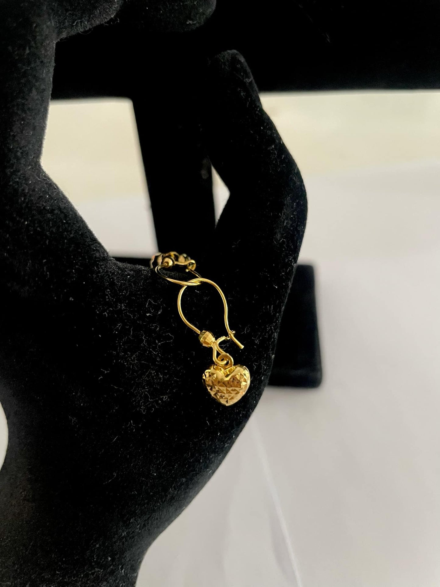 WG03437 E, 18k Saudi Gold Earrings – 1.25 grams