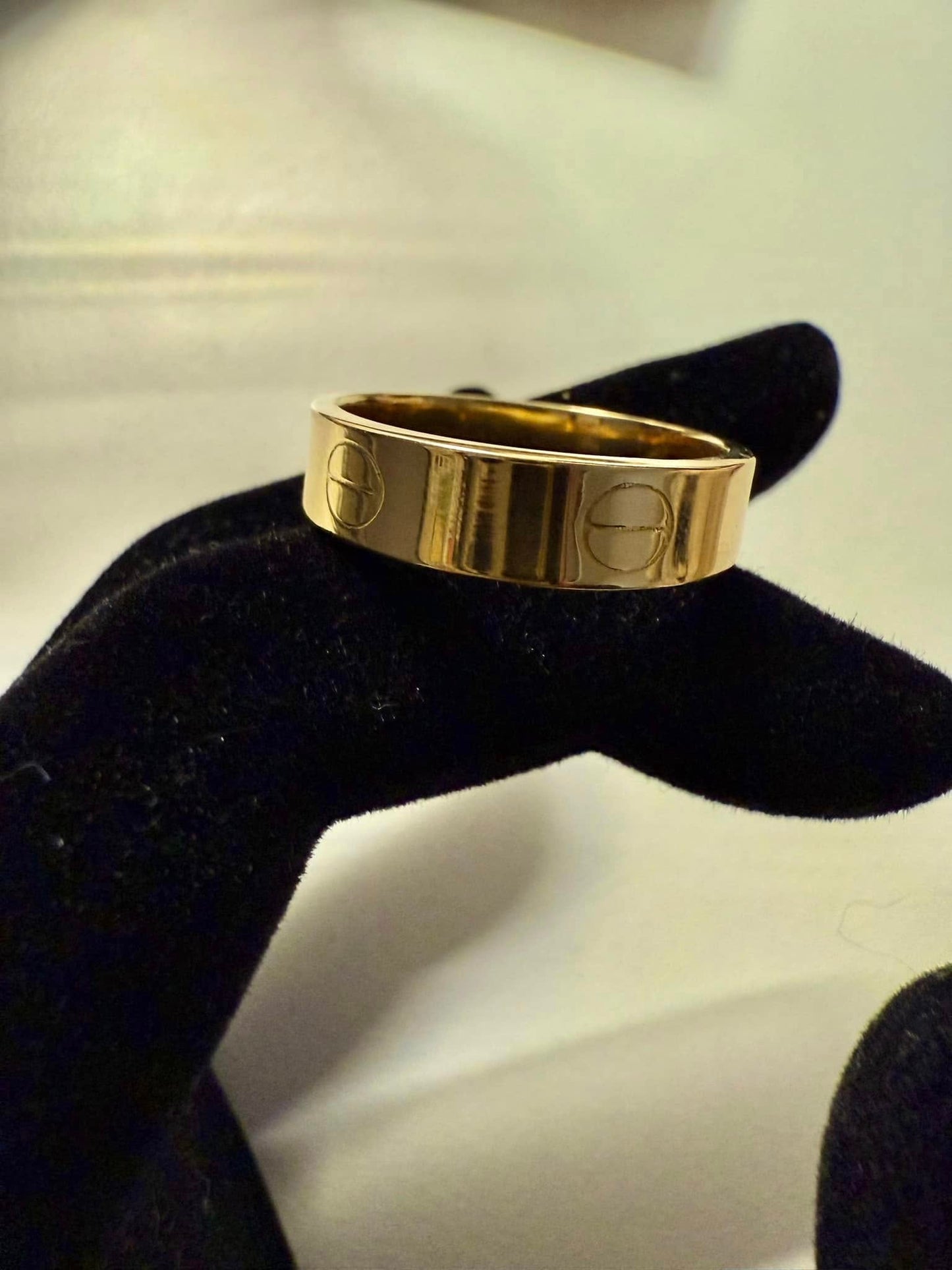 WG03448 R, 18k Saudi Gold Ring – 2.87 grams