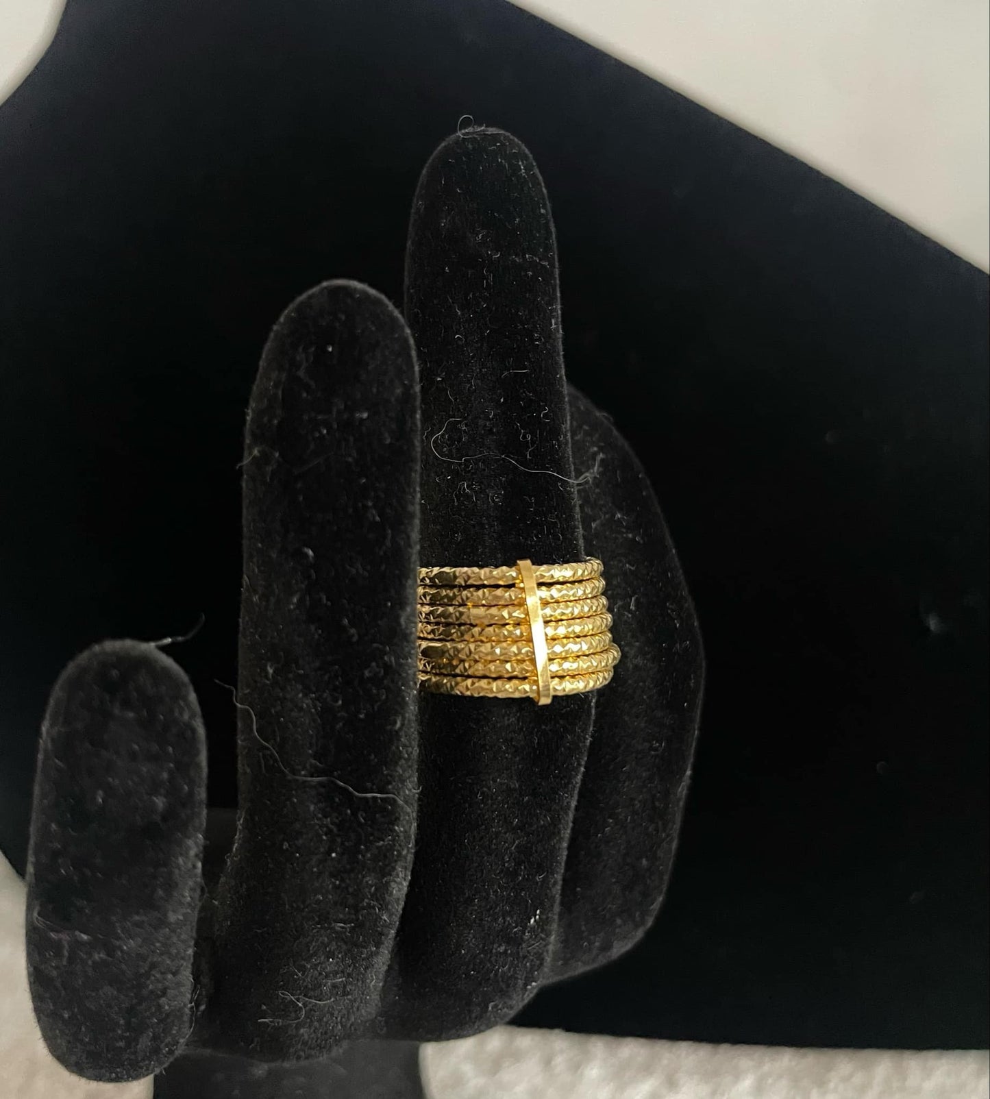 WG03463 R, 18k Saudi Gold Ring – 1.92 grams