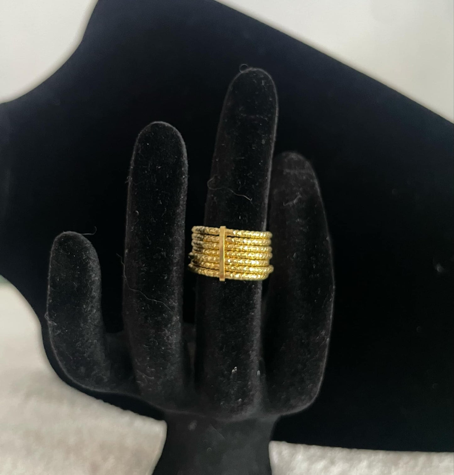 WG03463 R, 18k Saudi Gold Ring – 1.92 grams