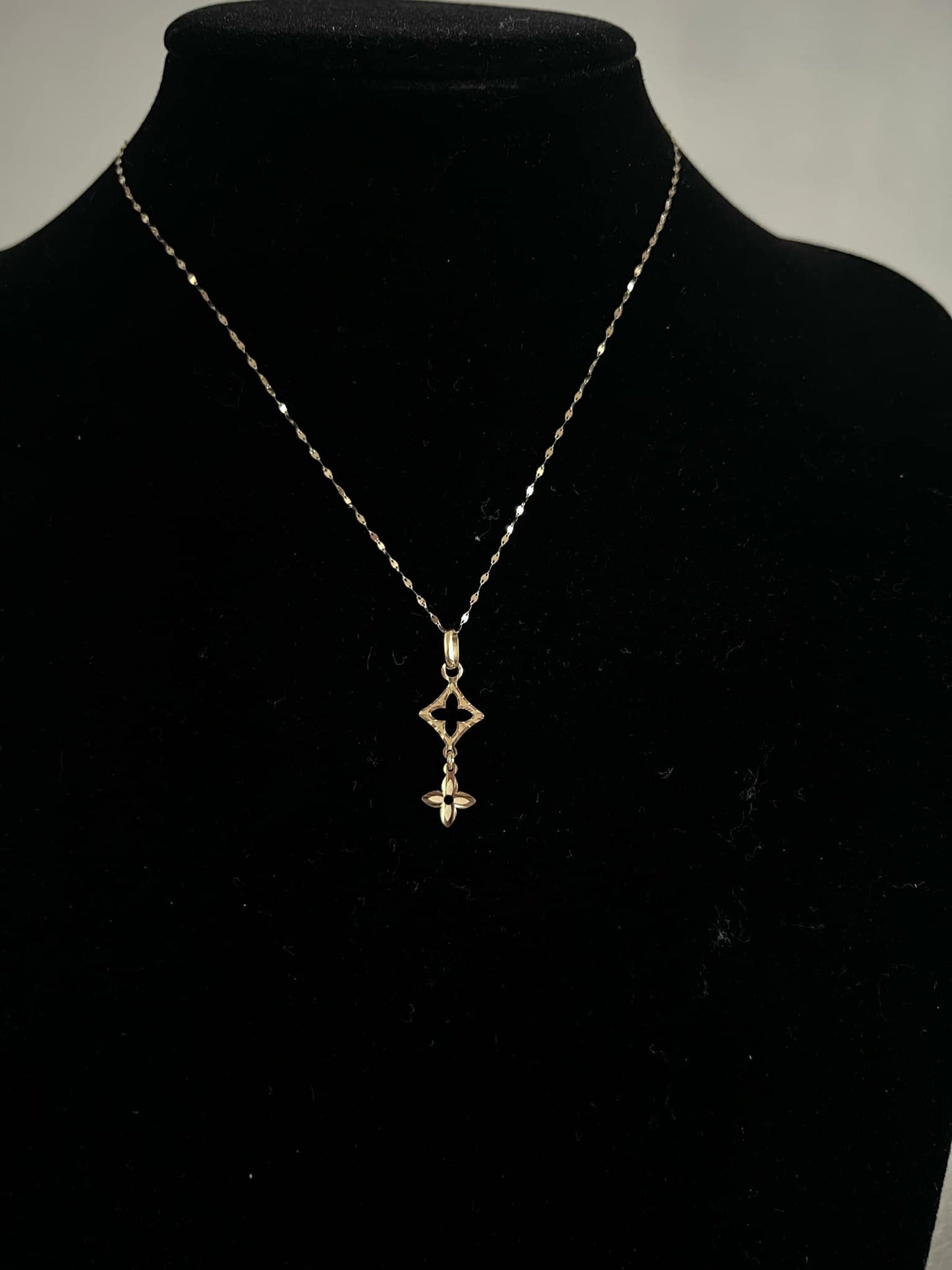 WG03471 N, 18k Saudi Gold Necklace – 1.06 grams