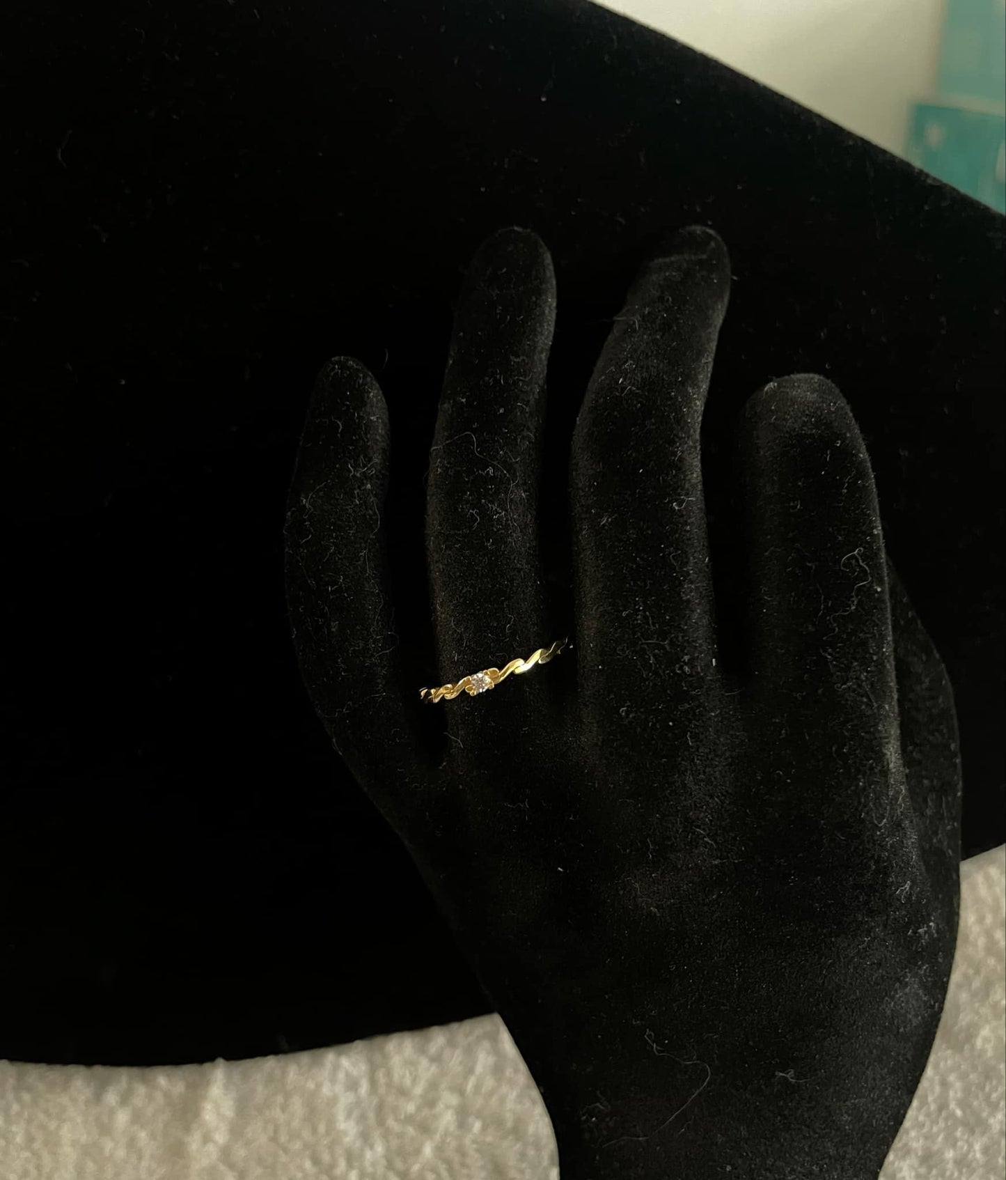 WG03485 R, 18k Saudi Gold Ring – 1.51 grams