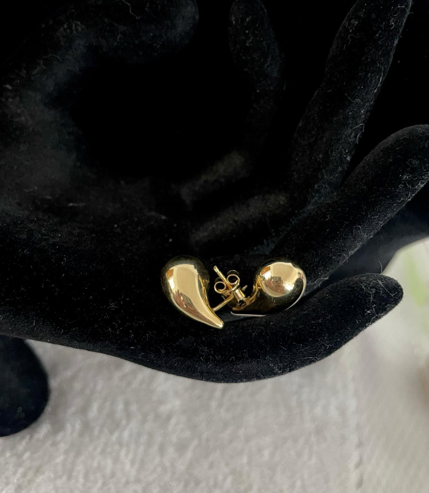 WG03491 E, 18k Saudi Gold Earrings – 3.87 grams