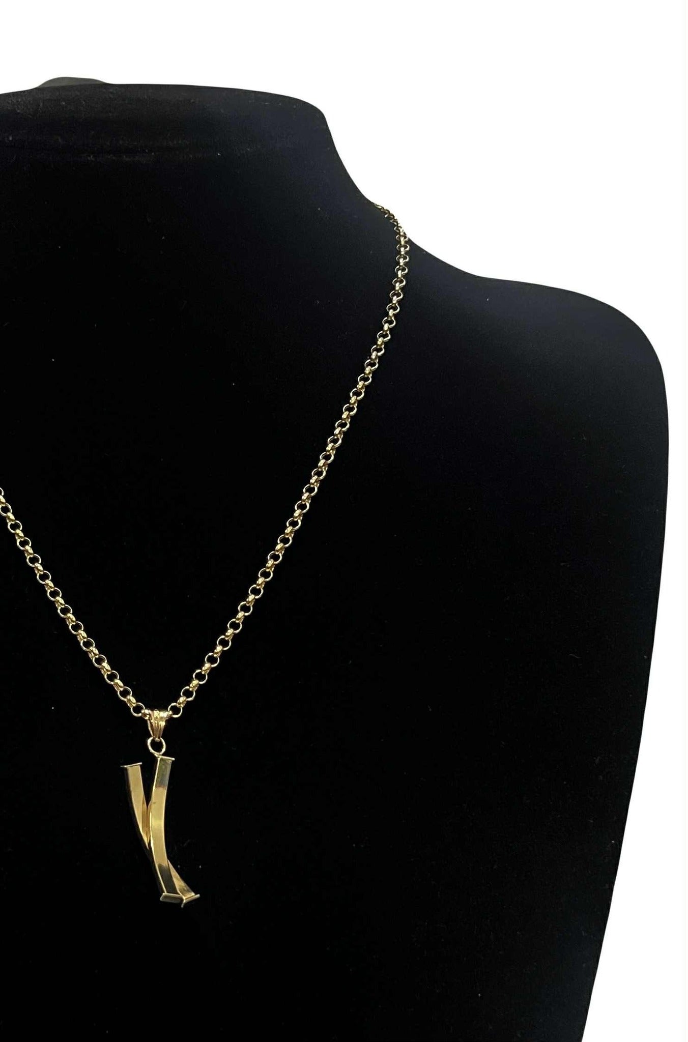 WG03557 N 18k Saudi Gold Necklace 17.5" 4.56g