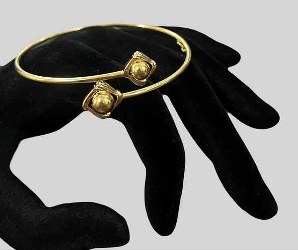 WG03580 B 18k Saudi Gold Bracelet Small 5.75g