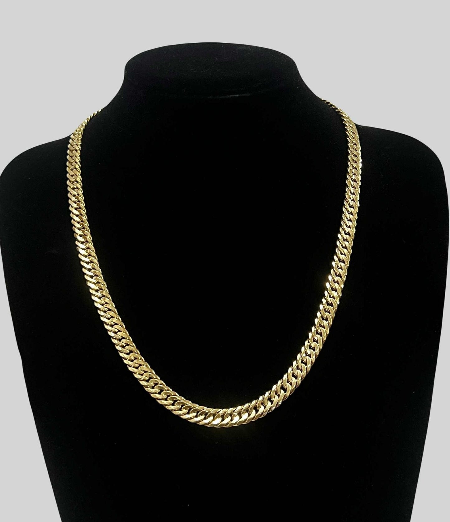 WG03746 N 18k Saudi Gold Necklace 21.5" 15.63g