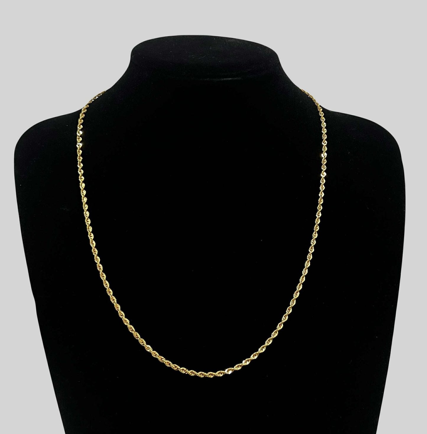 WG03761 N 18k Saudi Gold Necklace 22" 4.02g