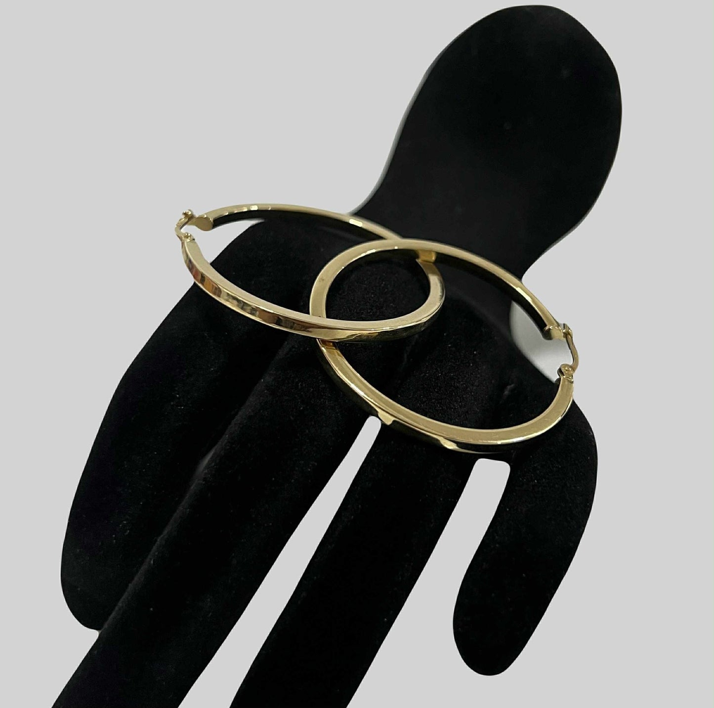 WG03763 E 18k Saudi Gold Earrings 4.14g