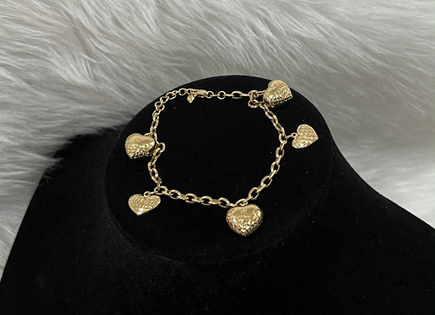 WG03788 B 18k Saudi Gold Bracelet 6.5-7.5" 5.58g