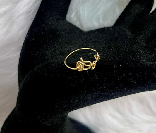 WG03297 R, 18k Saudi Gold Ring – 0.96 grams