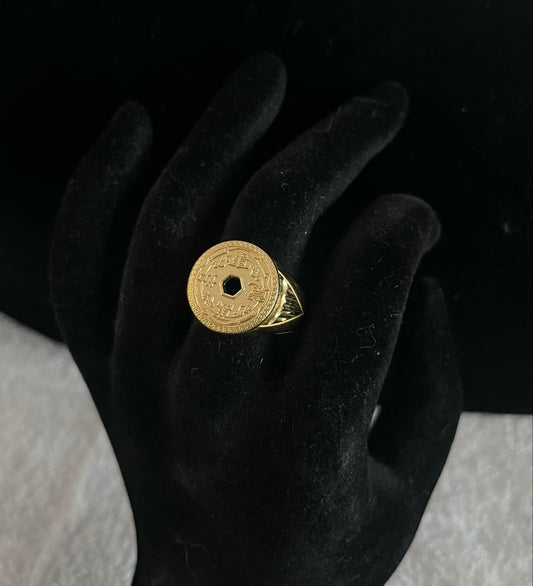 WG03468 R, 18k Saudi Gold Ring – 4.06 grams