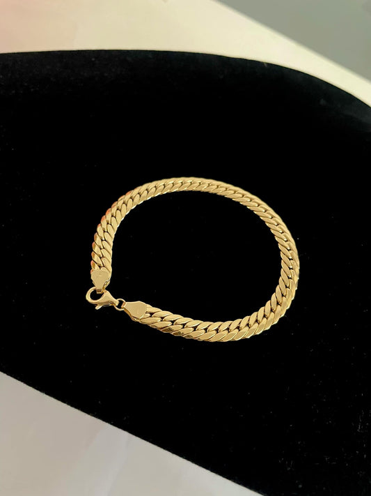 18k Saudi Gold Bracelet – 4.85 grams