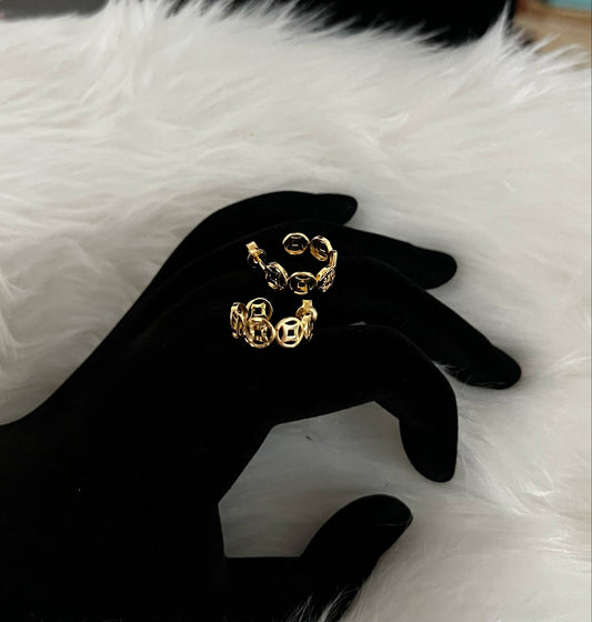 WG003660 18k Saudi Gold Earrings 2.91g