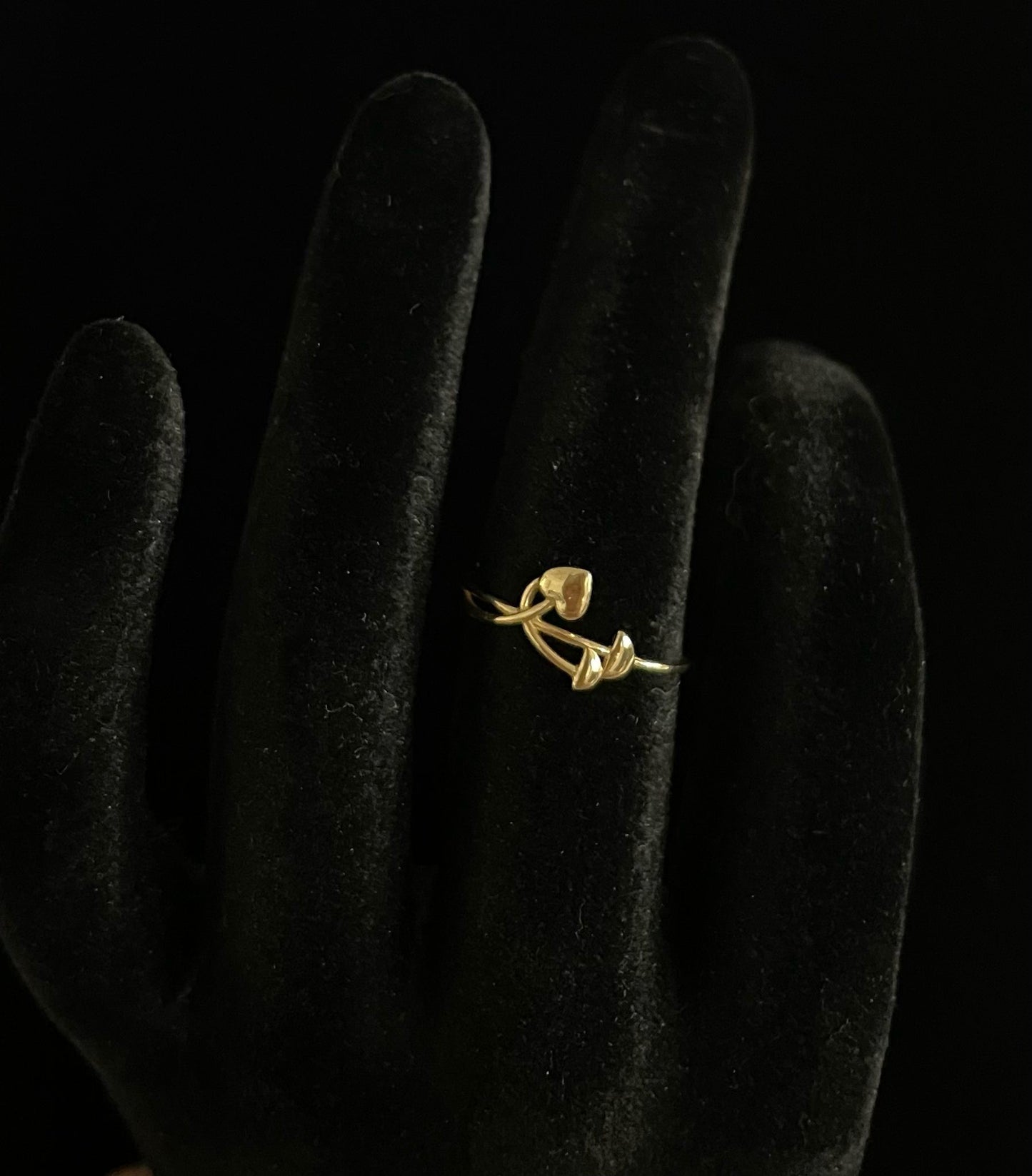 CM00001 R 18k Saudi Gold Ring - .76g