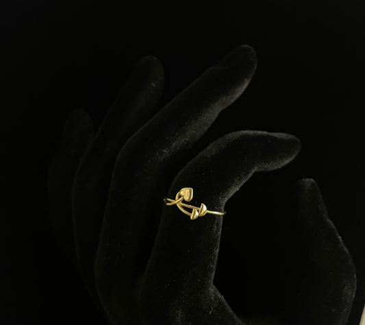 CM00001 R 18k Saudi Gold Ring - .76g