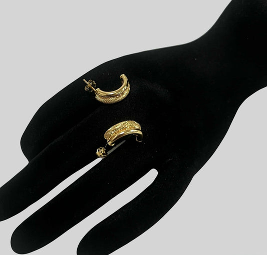CM00058 E 18k Saudi Gold Earrings 1.81g