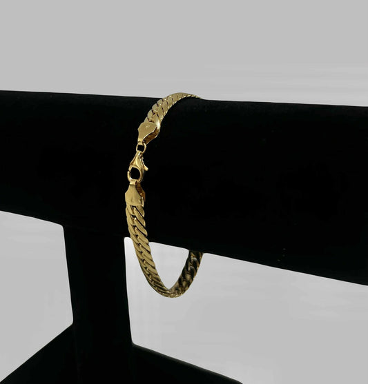 CM00065 B 18k Saudi Gold Bracelet 8" 4.86g