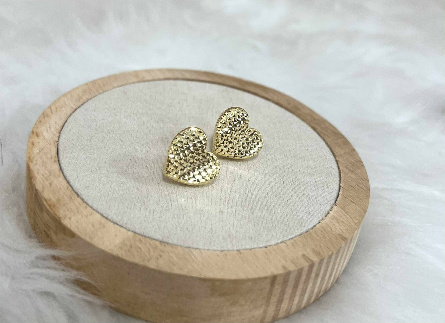 CM00111 Earrings 18k Saudi Gold  2.78g
