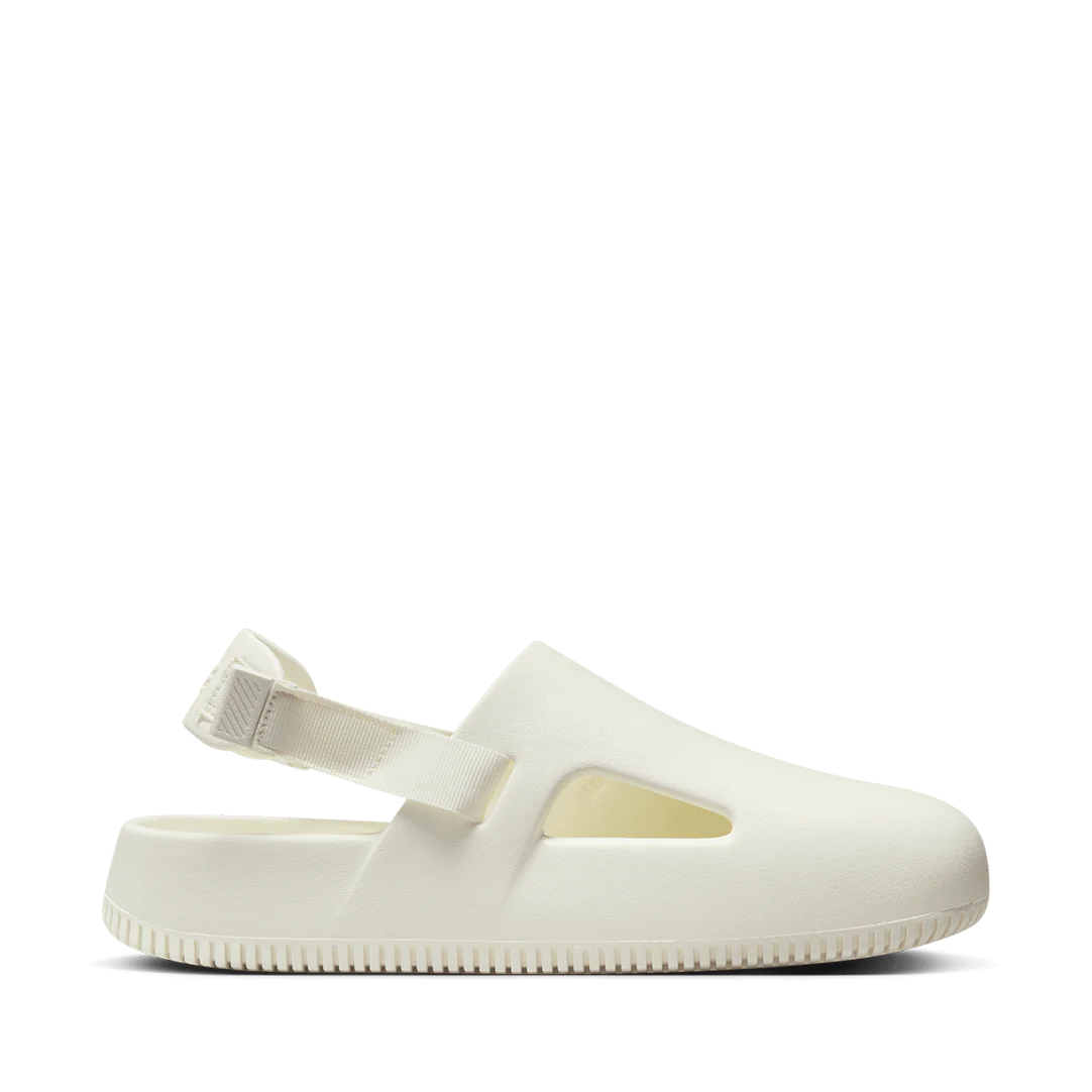 Nike Calm Mule (Slides) Size 7 Slip On