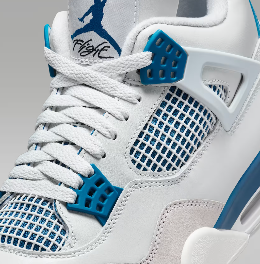 Air Jordan 4 (Military Blue) Size 10 Shoes