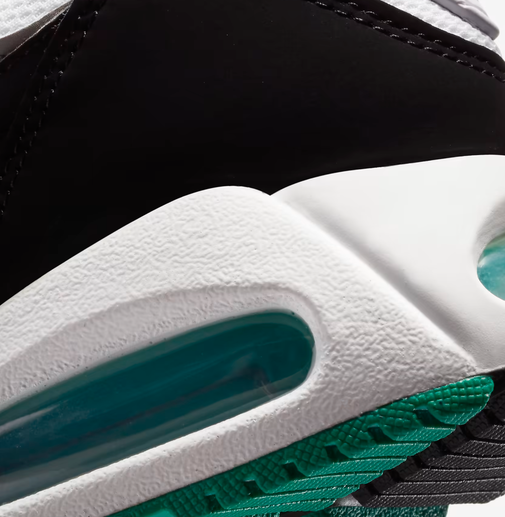 Nike Air Max Correlate (White/black/green) Size 6.5, 7, and 8 Shoes