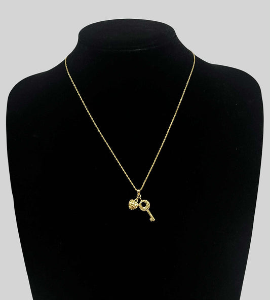 WG003619 N 18k Saudi Gold Necklace 17.5" 1.43g