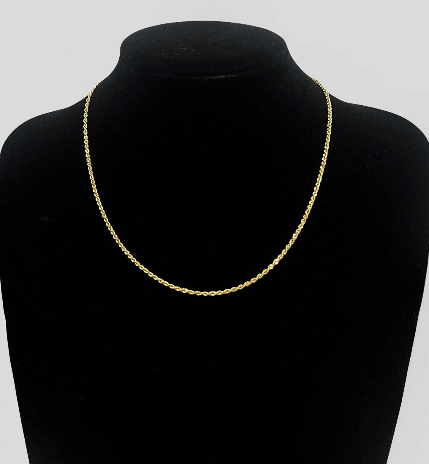 WG003706 N 18k Saudi Gold Necklace 18" 1.62g