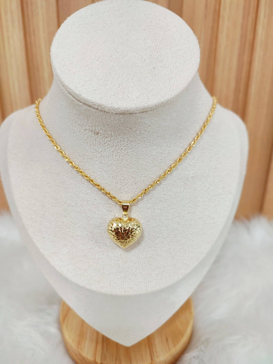 WG003809 Necklace 18k Saudi Gold 20" 4.49g