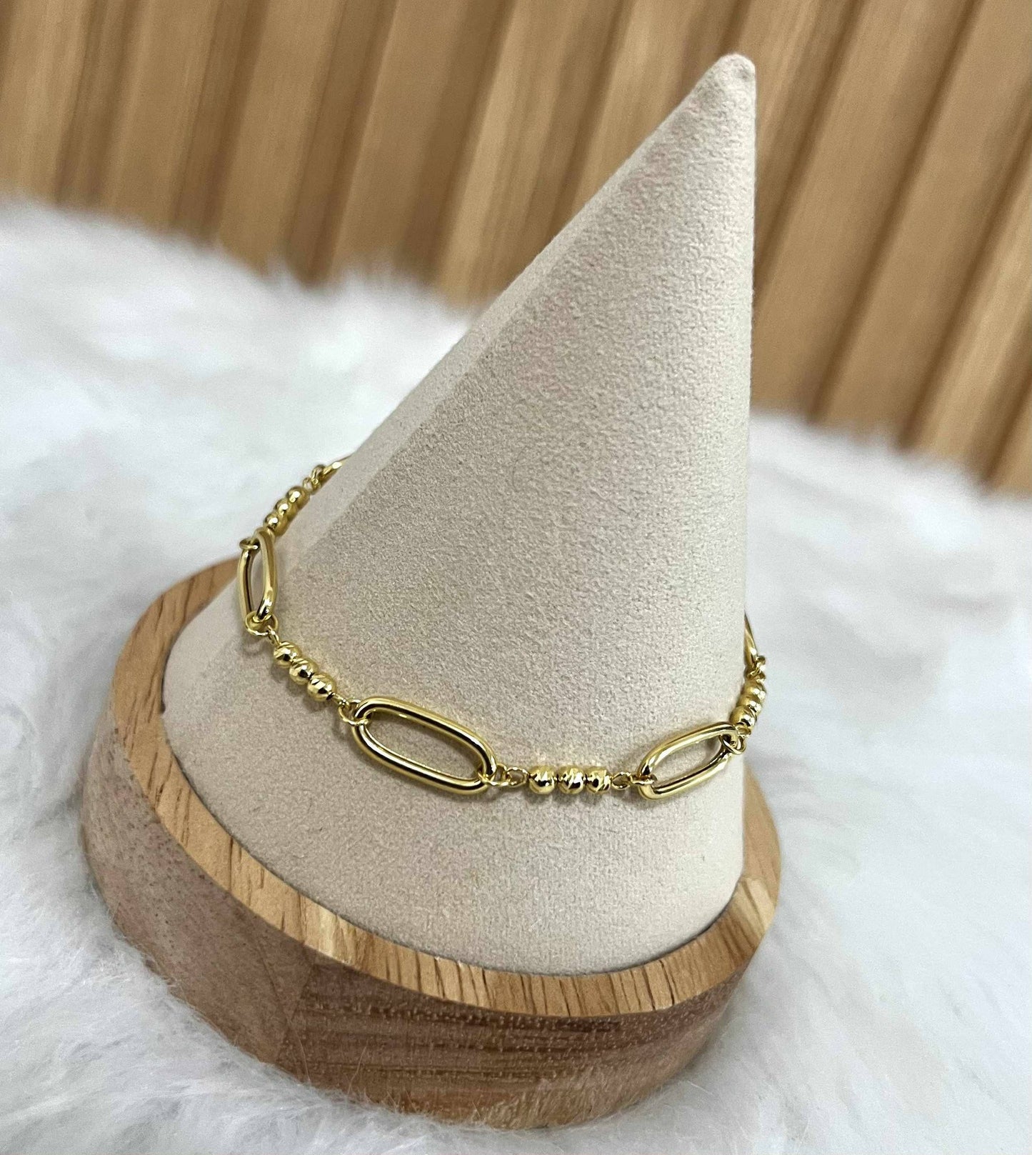 WG003838 B 18k Saudi Gold 7.5" 4.70g